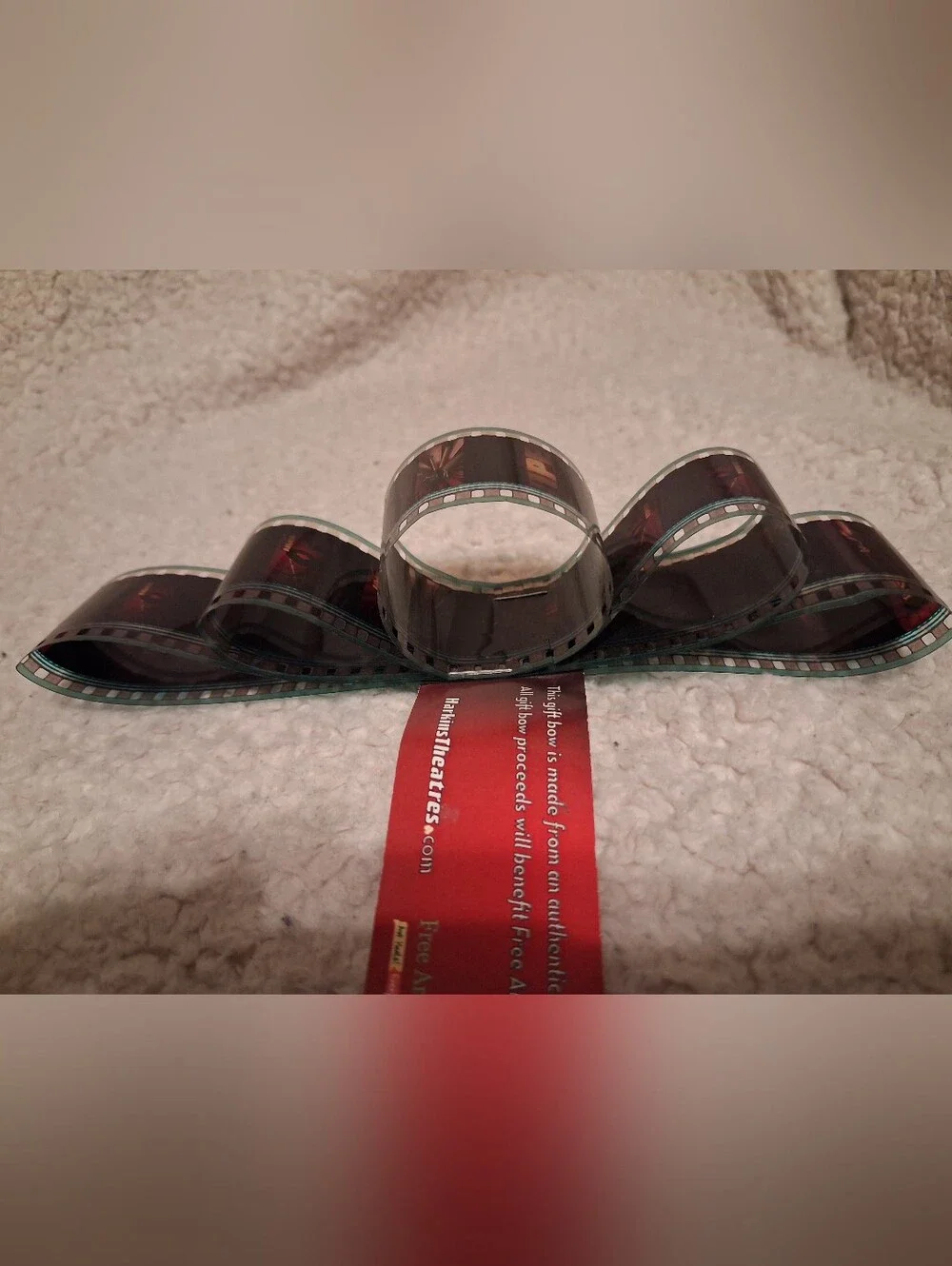 Film Gift Bow